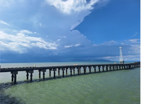 Photo of the recently constructed dock on the Indonesian side with the Malaysian